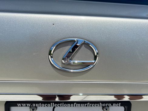 Used 2003 Lexus LS 430 RWD image 18