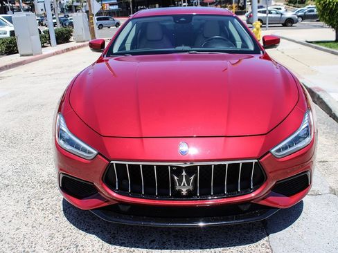 Used 2018 Maserati Ghibli S GranSport RWD image 8