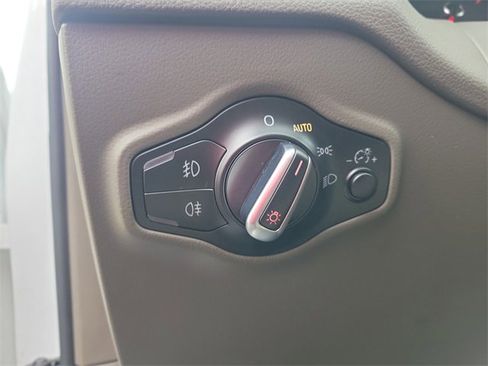 Used 2016 Audi Q5 3.0T Premium Plus w/ Technology Package image 24