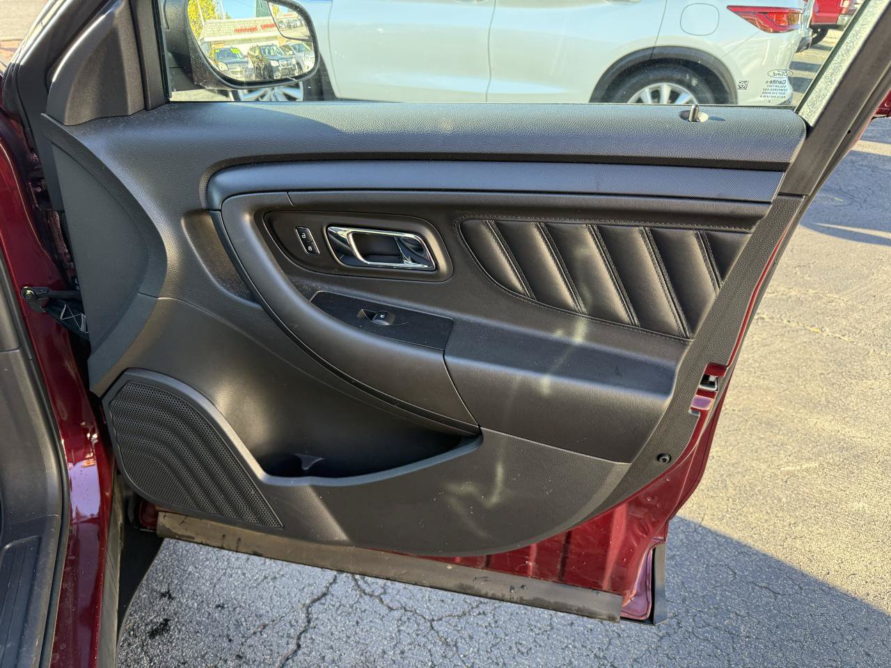 Used 2015 Ford Taurus Police Interceptor FWD image 25