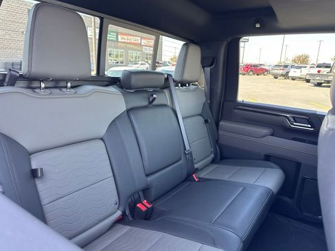 Used 2025 Chevrolet Silverado 2500 ZR2 w/ Technology Package AWD/4WD image 55