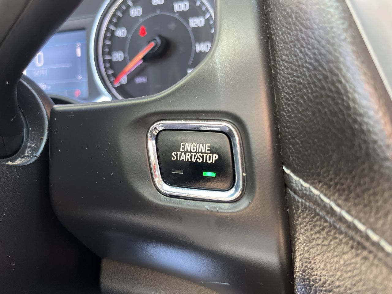 Used 2022 GMC Acadia SLE AWD/4WD image 15