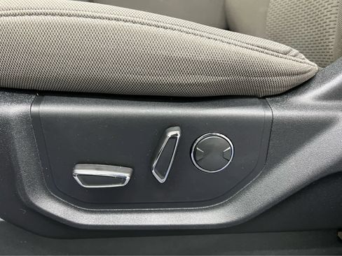 Used 2018 Ford F150 XLT w/ Equipment Group 302A Luxury image 14