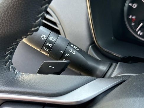 Used 2023 Subaru Outback Premium image 35