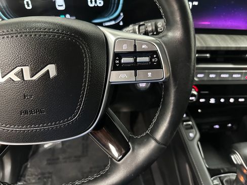 Used 2024 Kia Telluride EX AWD/4WD image 16