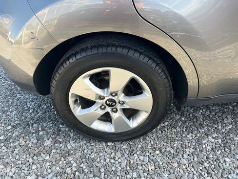 Used 2018 Kia Soul w/ Convenience Package FWD image 32