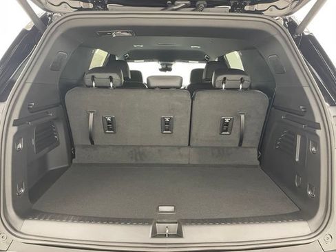 New 2026 Chevrolet Traverse LT w/ Driver Confidence Package AWD/4WD image 12