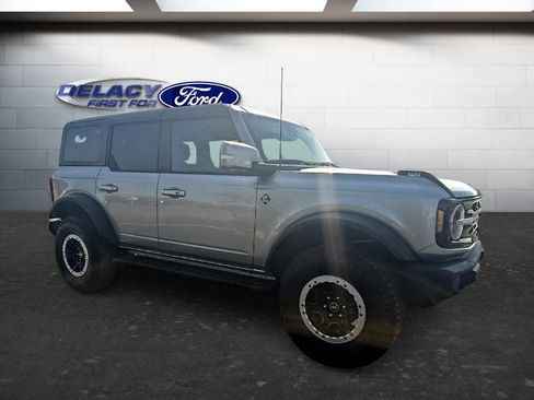 Used 2023 Ford Bronco Outer Banks w/ Sasquatch Package image 10
