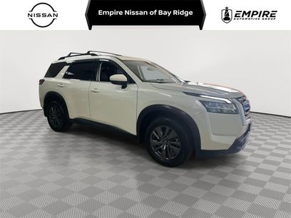 Used 2022 Nissan Pathfinder SV