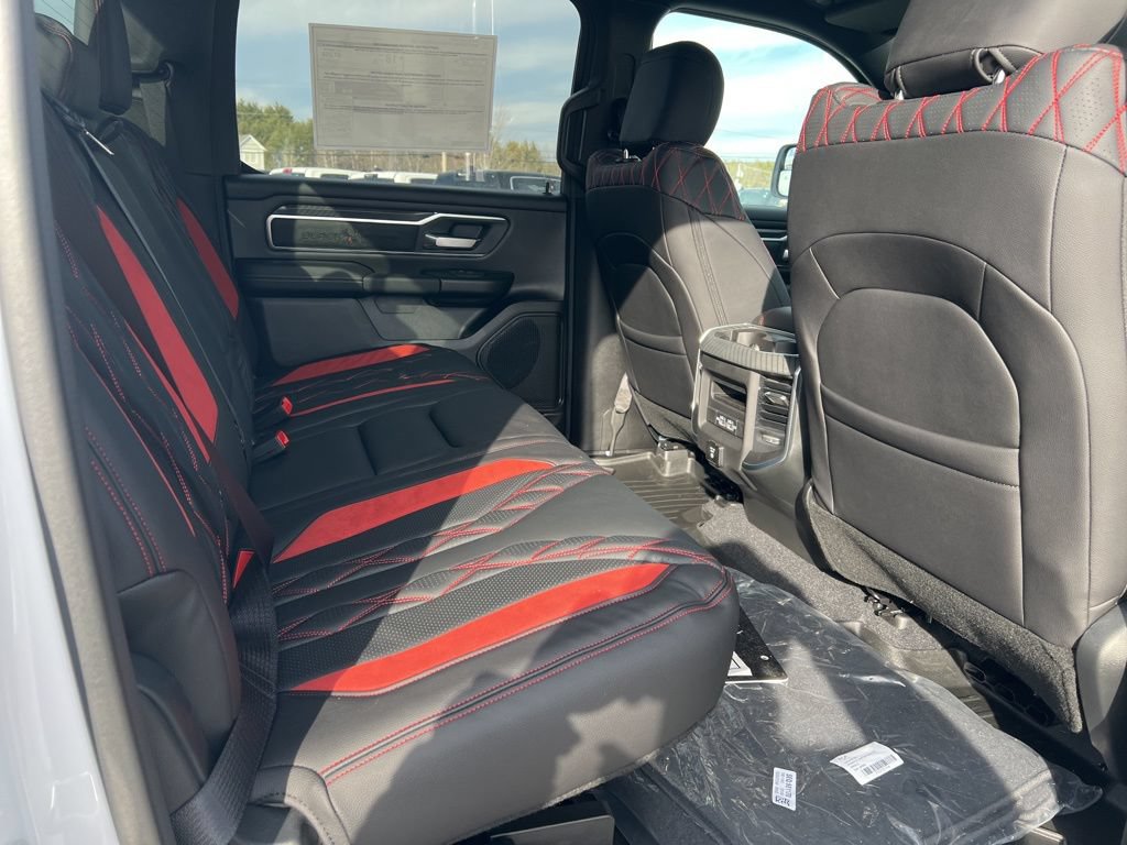New 2026 RAM 1500 Big Horn AWD/4WD image 14