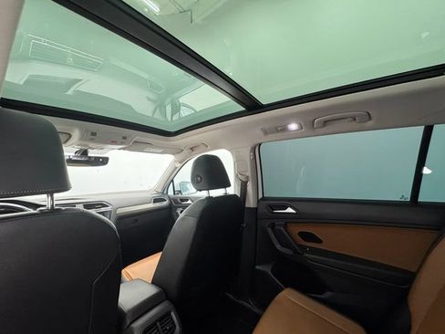 Used 2019 Volkswagen Tiguan SEL FWD image 39