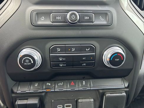 Used 2025 GMC Sierra 2500 Pro w/ 1SA Pro Safety Plus Package AWD/4WD image 18