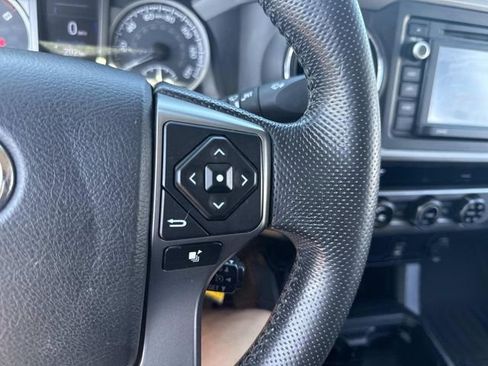 Used 2016 Toyota Tacoma SR5 w/ SR5 Appearance Package (SN) AWD/4WD image 34