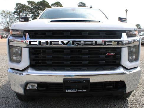 Used 2023 Chevrolet Silverado 2500 LT w/ Convenience Package image 4