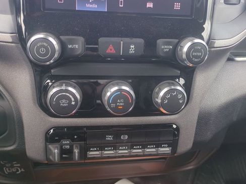 New 2026 RAM 3500 Tradesman w/ Chrome Appearance Group AWD/4WD image 17