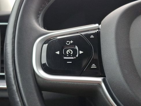 Used 2019 Volvo S60 T5 Momentum w/ Premium Package FWD image 21