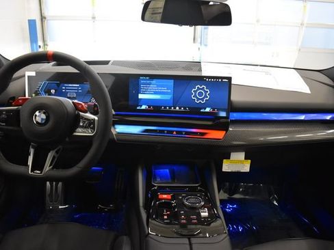 New 2027 BMW M5 Touring AWD/4WD image 5