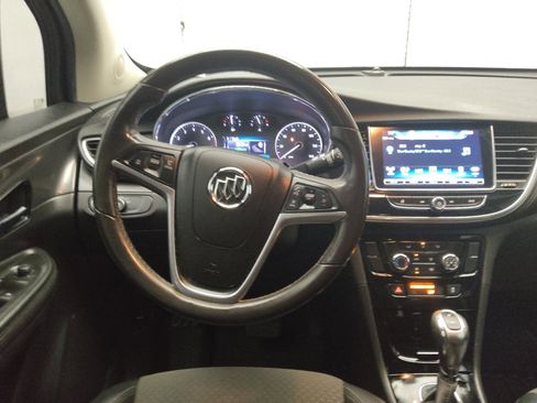 Used 2020 Buick Encore Preferred FWD image 22