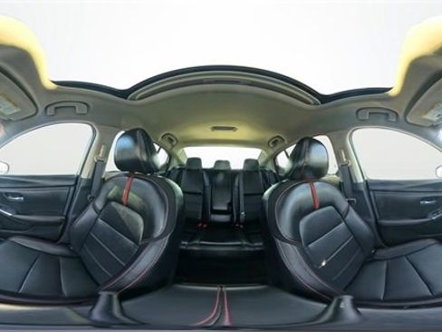 Certified 2025 Nissan Sentra SR w/ SR Premium Package image 35