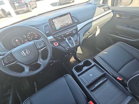 New 2026 Honda Odyssey Touring image 22