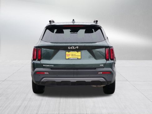 Certified 2023 Kia Sorento S w/ Panoramic Sunroof Package image 6
