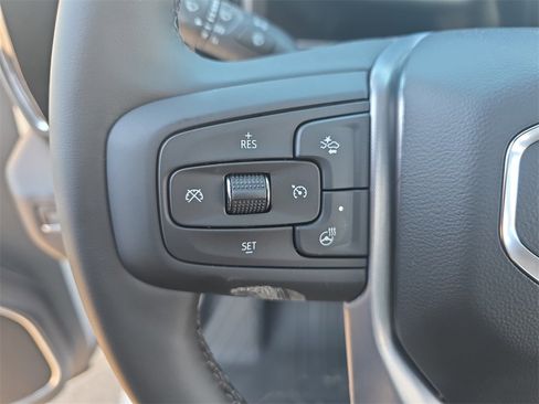 New 2026 GMC Sierra 1500 SLE image 16