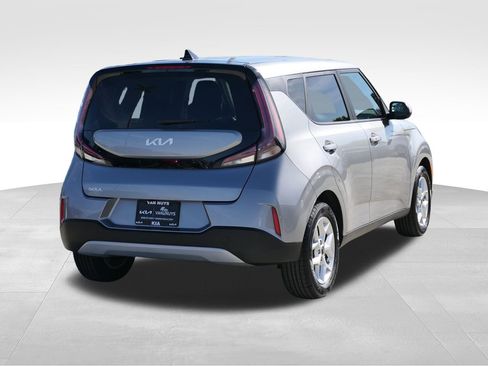 Used 2023 Kia Soul S image 31