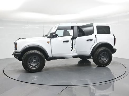 New 2025 Ford Bronco Badlands image 34