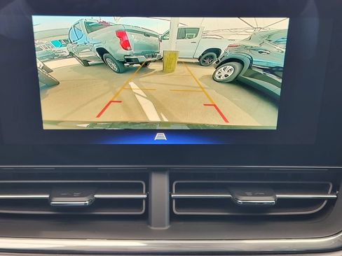 New 2026 Chevrolet Trax ACTIV w/ Driver Confidence Package FWD image 13