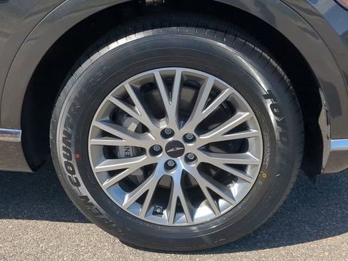 Used 2025 Genesis GV80 2.5T Standard image 10