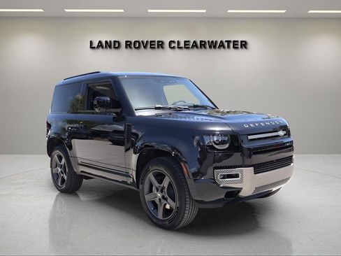 New 2025 Land Rover Defender 90 X-Dynamic SE AWD/4WD image 7