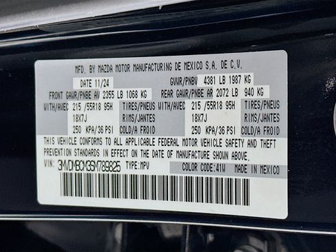 Used 2025 MAZDA CX-30 AWD 2.5 S w/ Preferred Package image 12