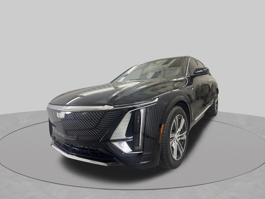 Certified 2024 Cadillac Lyriq Luxury w/ LPO, Floor Liner Package RWD image 4