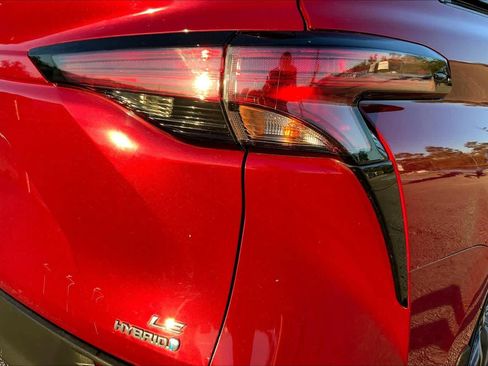 Used 2021 Toyota Sienna LE FWD image 29