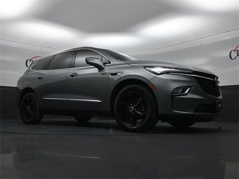 Used 2023 Buick Enclave Essence w/ Experience Buick Package image 28