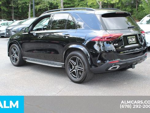 Used 2025 Mercedes-Benz GLE 450e 4MATIC w/ AMG Line Exterior image 8