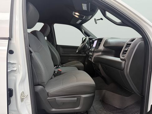 Used 2024 RAM 3500 Tradesman w/ Chrome Appearance Group AWD/4WD image 12