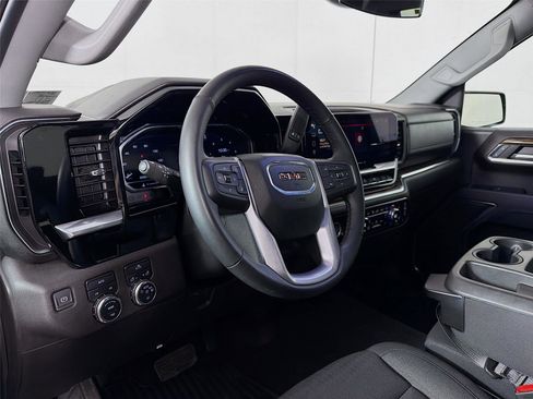 Used 2023 GMC Sierra 1500 Elevation AWD/4WD image 9