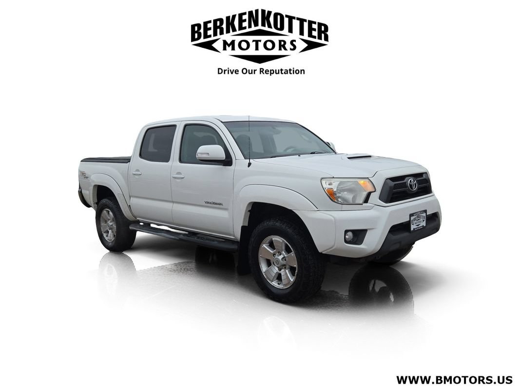 Used 2012 Toyota Tacoma 4x4 Double Cab w/ TRD Sport Pkg image 1