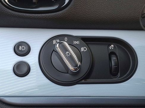 Certified 2023 MINI Cooper Countryman SE w/ Mini Untamed Edition image 21