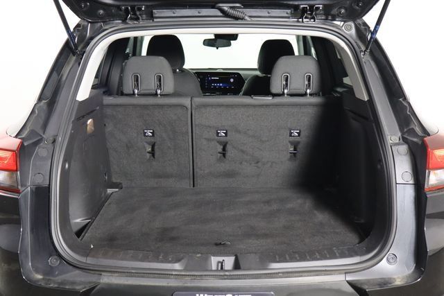 Used 2024 Chevrolet TrailBlazer LT FWD image 17