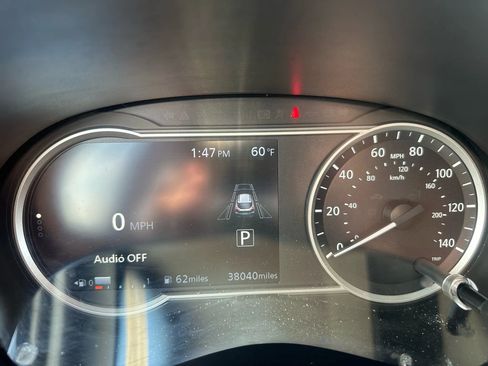 Used 2020 Nissan Kicks SV image 10