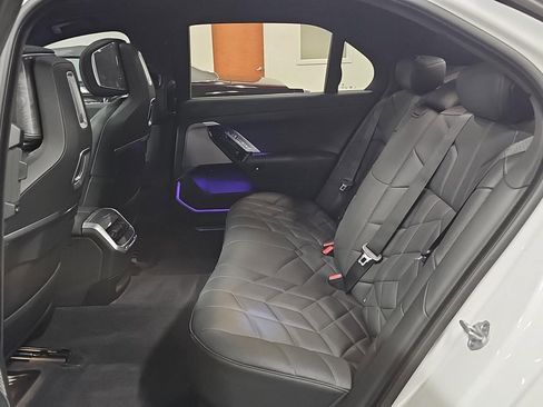 Used 2024 BMW 760i xDrive image 29