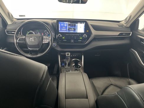 Used 2021 Toyota Highlander Limited AWD/4WD image 33