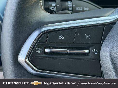 Used 2024 Chevrolet Equinox EV LT FWD image 14