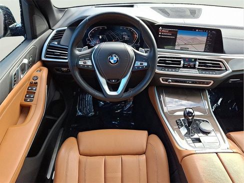 Used 2022 BMW X5 xDrive40i w/ Premium Package image 12