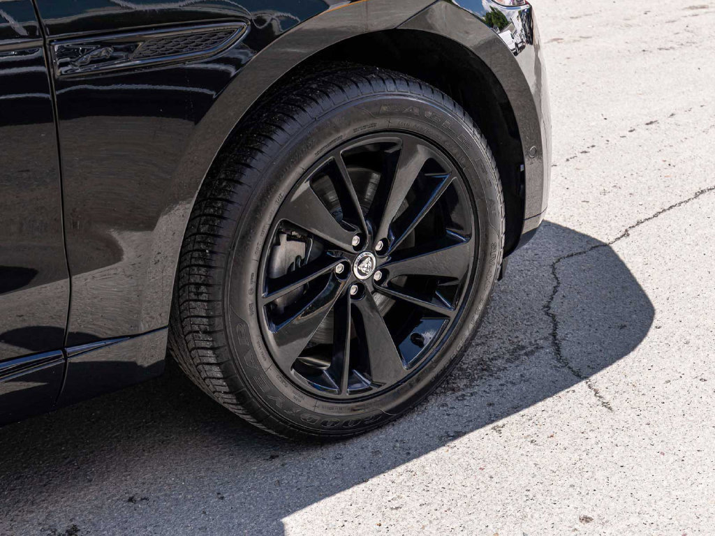Used 2026 Jaguar F-PACE R-Dynamic S AWD/4WD image 8