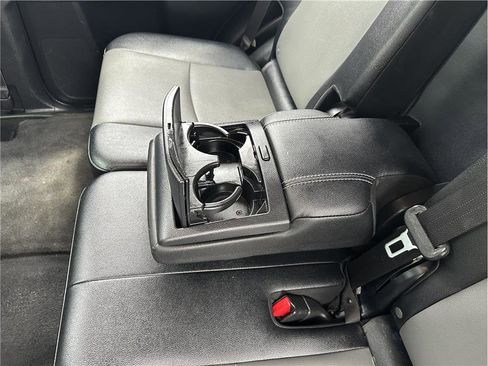 Used 2017 Toyota 4Runner SR5 Premium AWD/4WD image 18