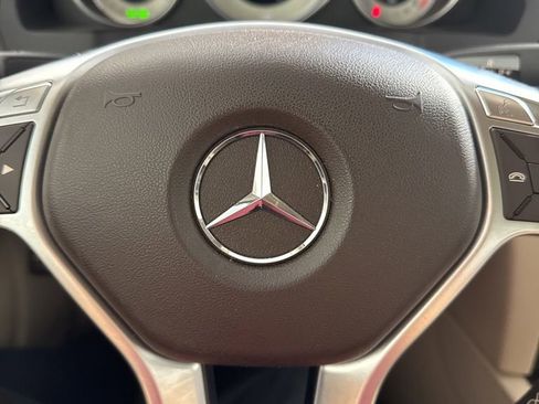 Used 2014 Mercedes-Benz E 350 4MATIC Coupe image 33