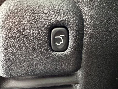 Used 2020 Jeep Grand Cherokee Altitude image 10